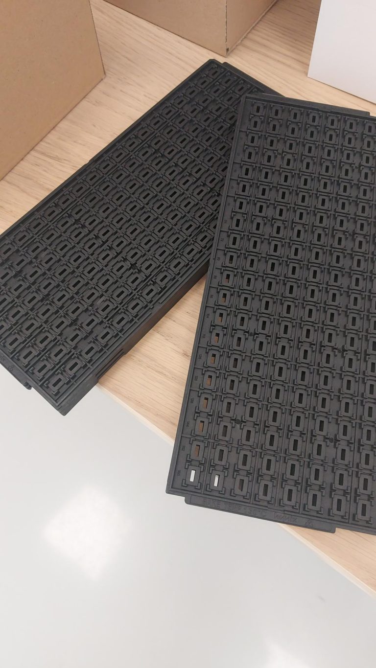 Multimedia 18 768x1365