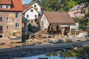 Program Czyste Powietrze teraz tylko dla powodzian. Do wzięcia 300 mln zł