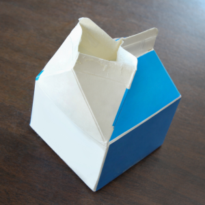 Gdzie wyrzucić karton po mleku